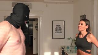 Face slepping competition